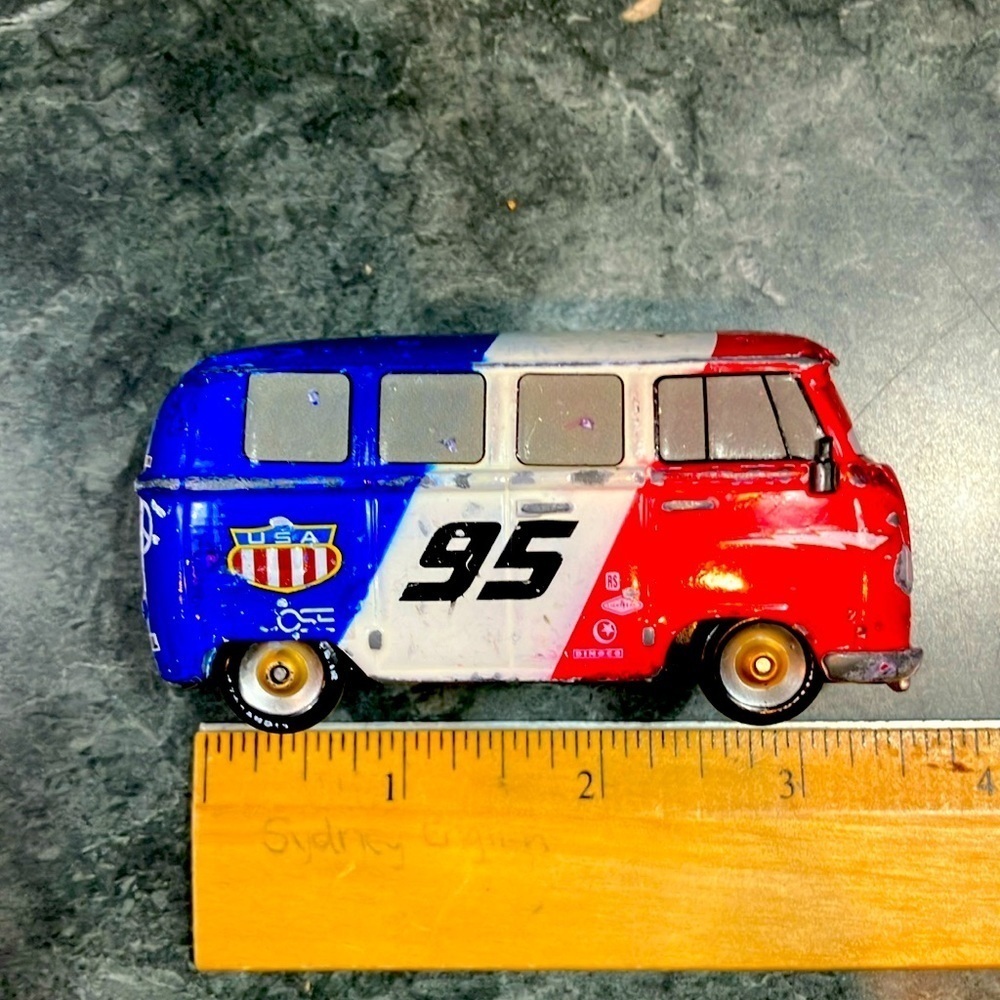 Disney Pixar Volkswagen Minibus. Die Cast Metal.
